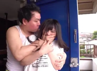 Tình đầu của tôi đã bị gã hàng xóm chịch tơi tả